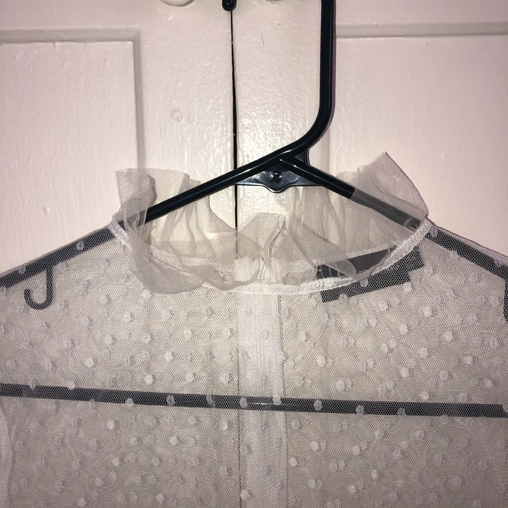 PrettyLittleThing Mesh Top - Picture 2 of 7